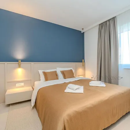 Nexia Σίμπενικ
